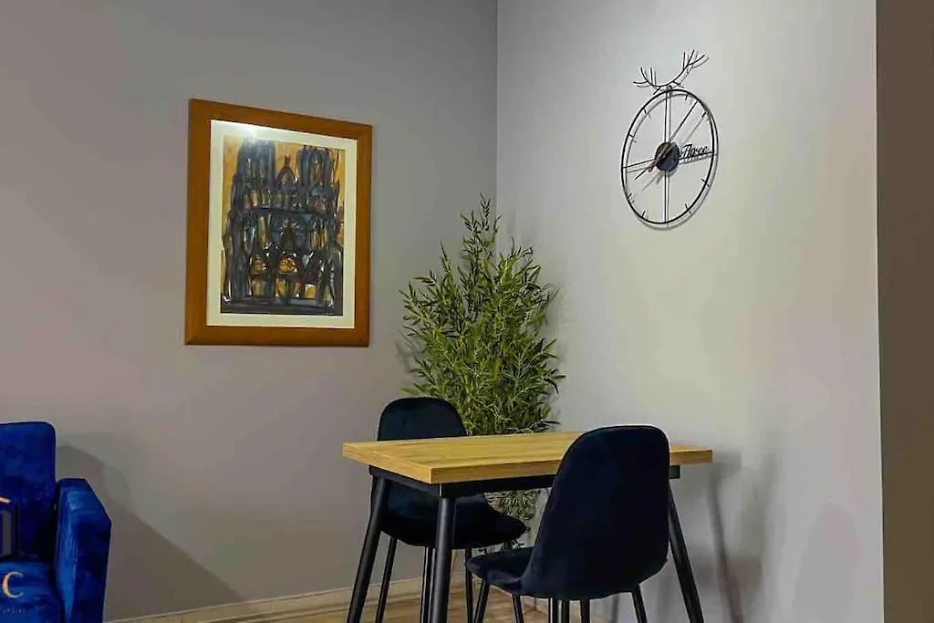 22°Bs *Pazari View Apartment Tirana